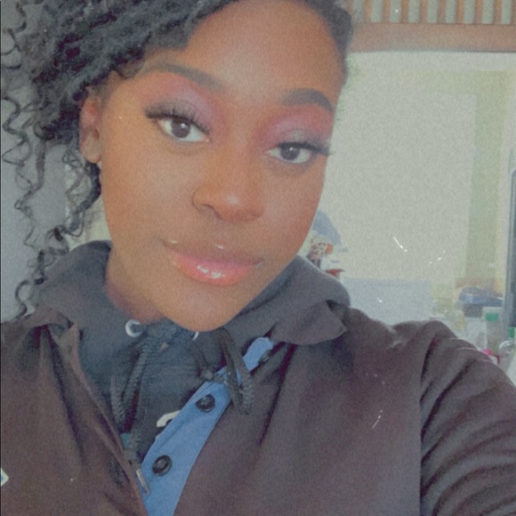 Meet The Seller 💛 - Picture 8 of 11